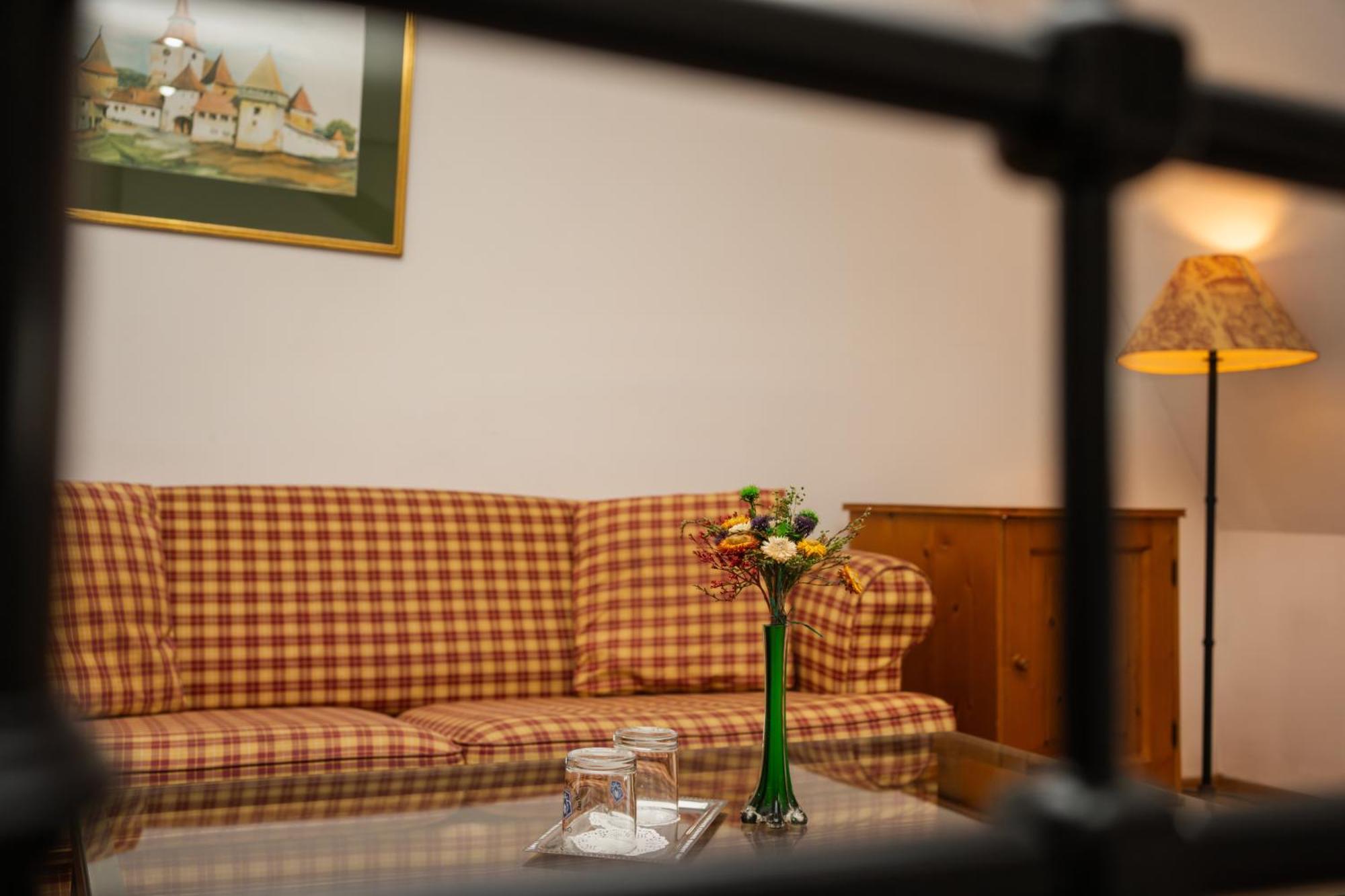 Casa Cu Cerb 호텔 시기쇼아라 외부 사진